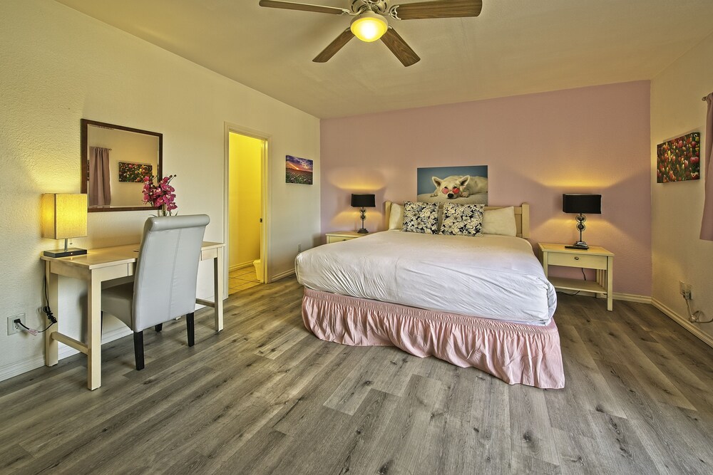 Inn at Palm Springs - photo 10