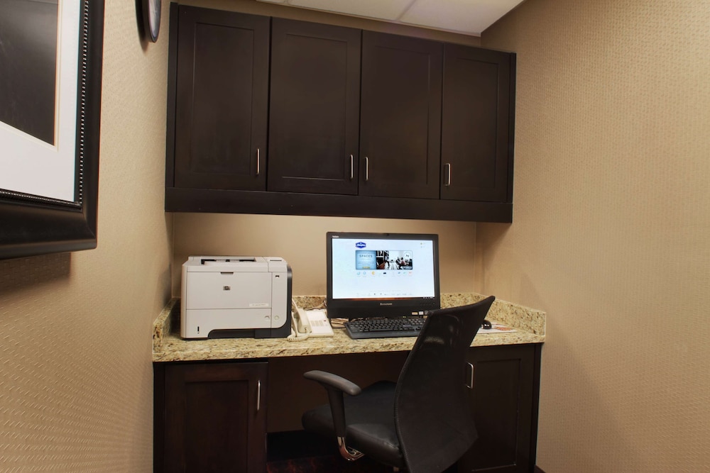 Hampton Inn & Suites Port St. Lucie West - photo 30