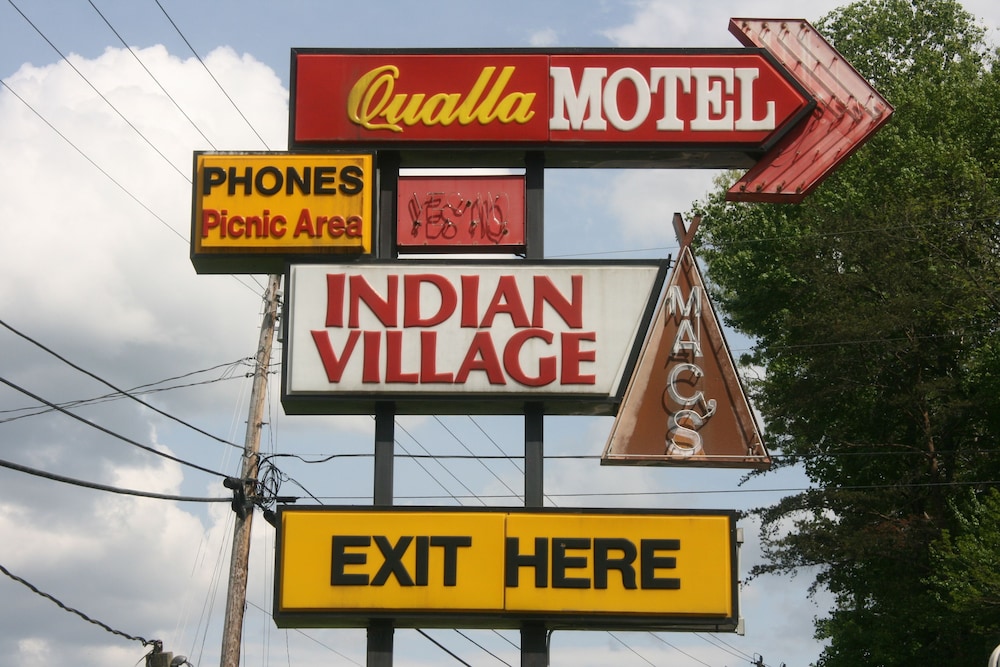 Qualla Cabins and Motel Cherokee near Casino - photo 51