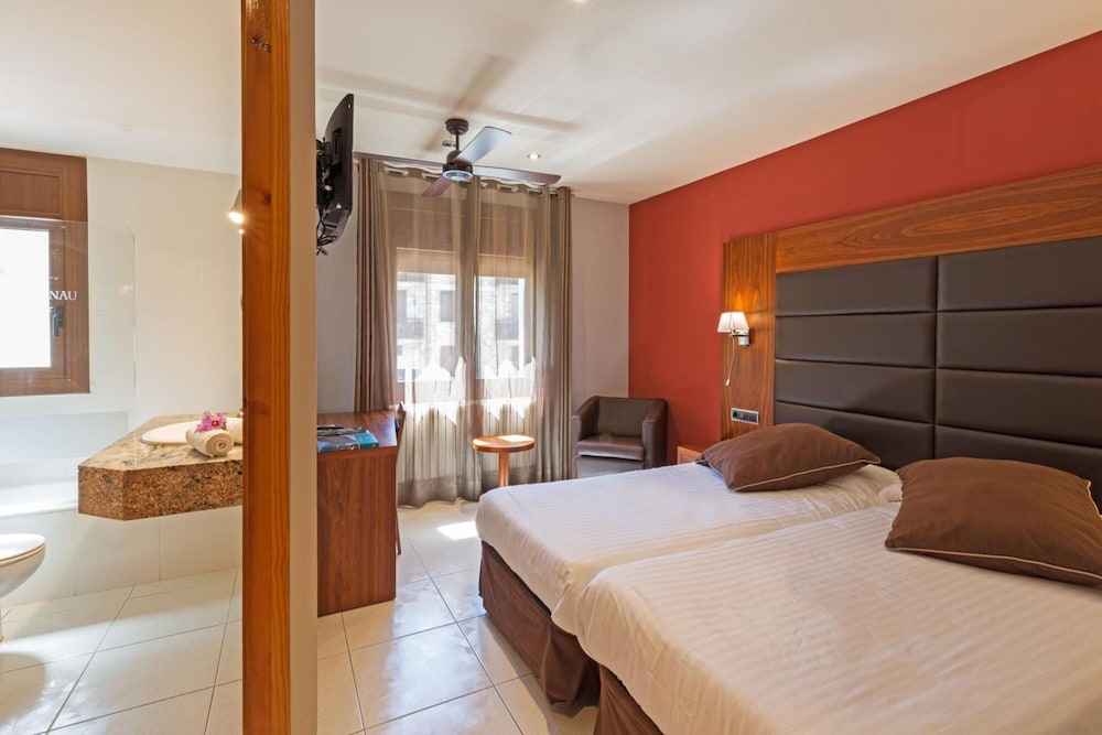 Hotel Castellarnau — Lleida