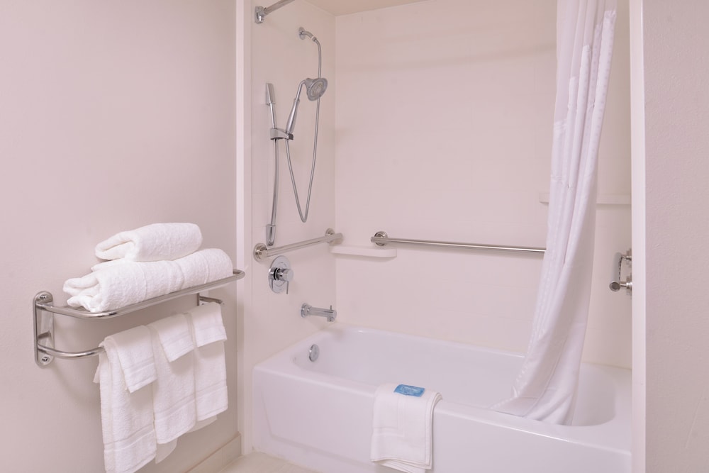 Holiday Inn Express Hotel & Suites Mesquite by IHG - photo 20