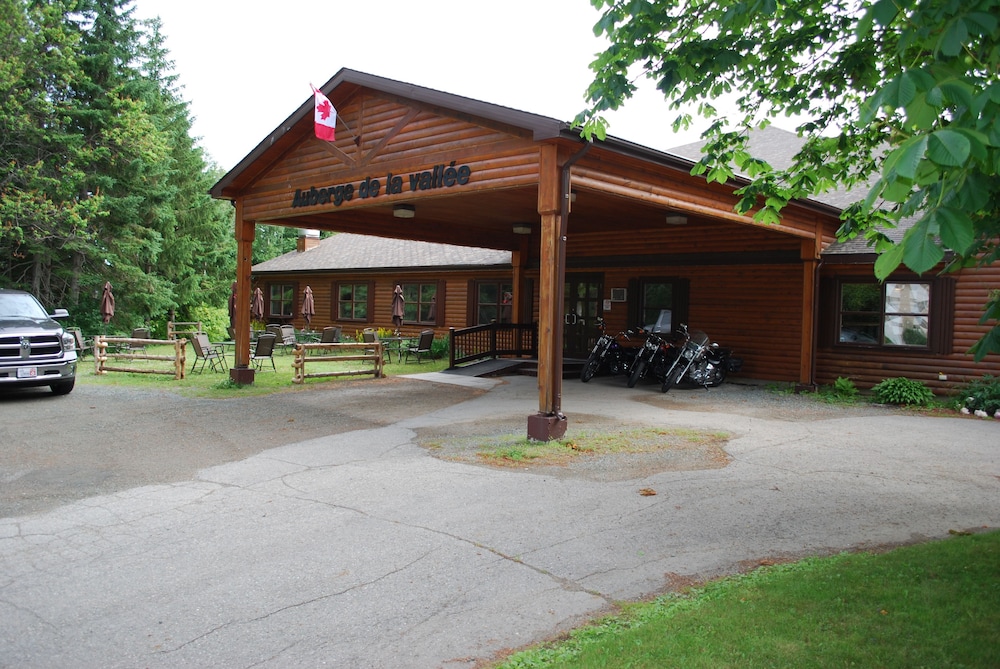 Auberge de la Vallée - carbon neutral hotel in Bathurst