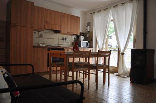 Il bilocale della nonna — hotel in Locana