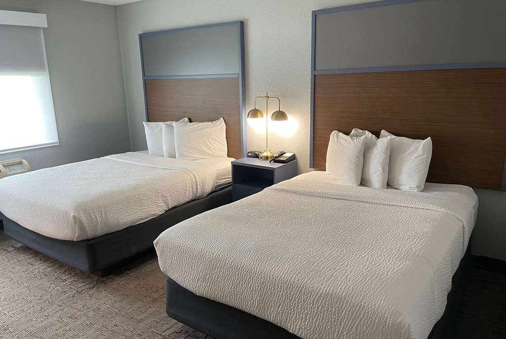 AmericInn by Wyndham Ankeny Des Moines - photo 14