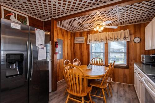 Beside the Sea by Oak Island Accommodations - photo 3