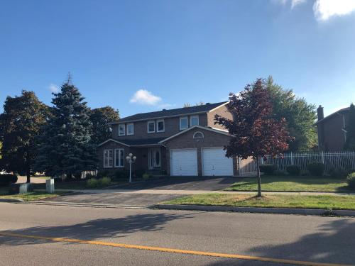 Comfort Stays near Toronto Airport in Mississauga, Canada