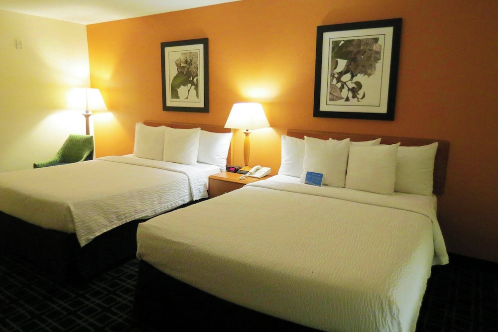 Fairfield Inn & Suites by Marriott Mt. Vernon Rend Lake - photo 19