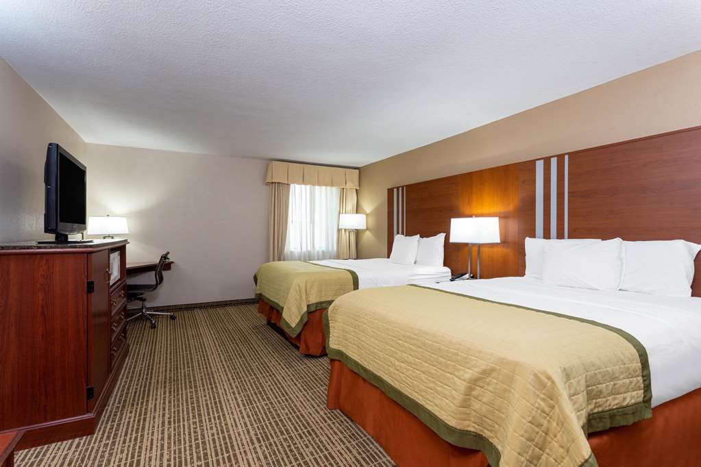Baymont by Wyndham Elkhart - photo 20
