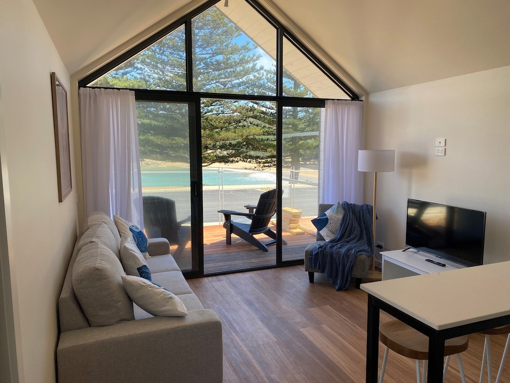 Southern Ocean Motor Inn in Portland, Australia