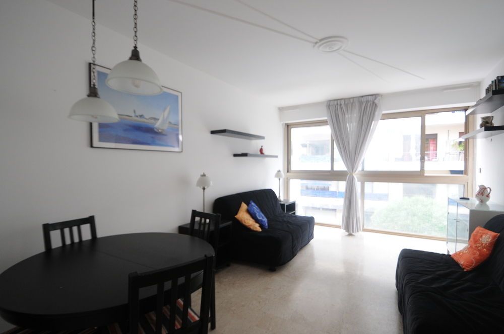 Black And White in Nice, France