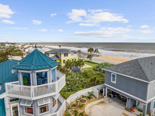 Pisces Rising in Flagler Beach, United States