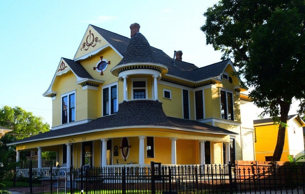 Three Danes Inn in Fort Worth, United States