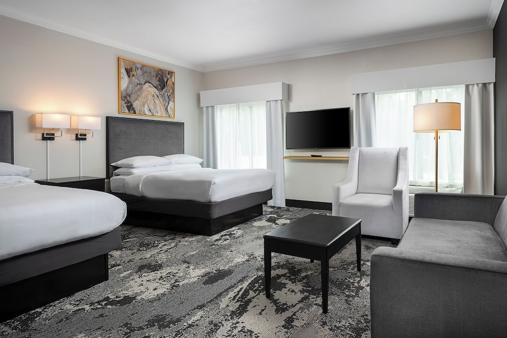 Champions Club and Hotel Houston Westchase - photo 40