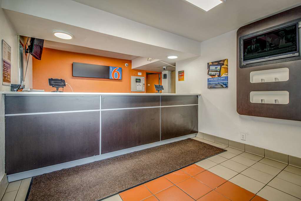 Motel 6 Conroe TX - photo 26