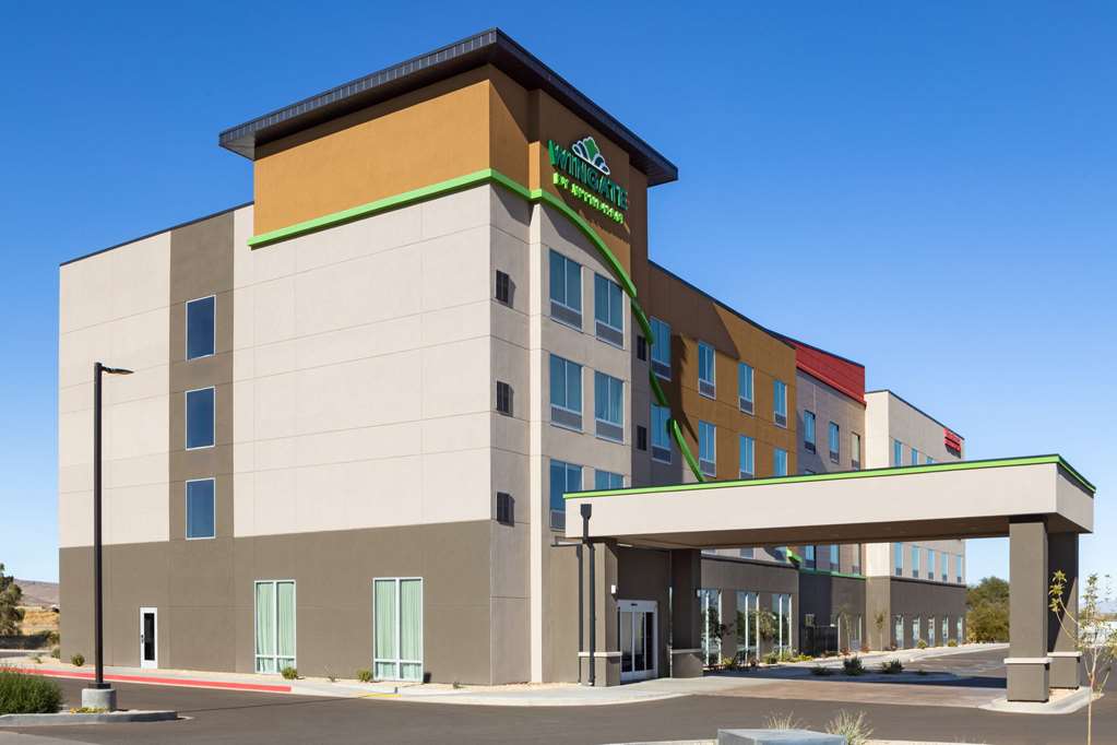 Wingate By Wyndham Kingman — Kingman