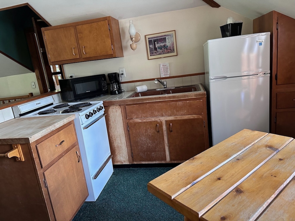 Maple Lane Empire - photo 14