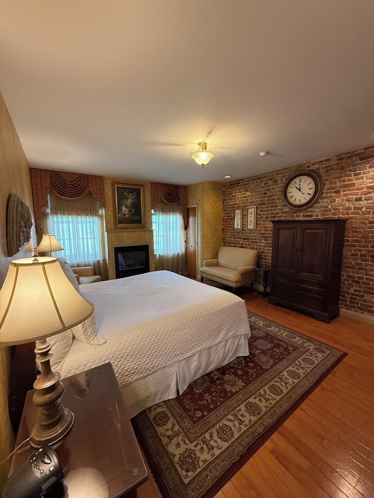 Penn's View Hotel - photo 33