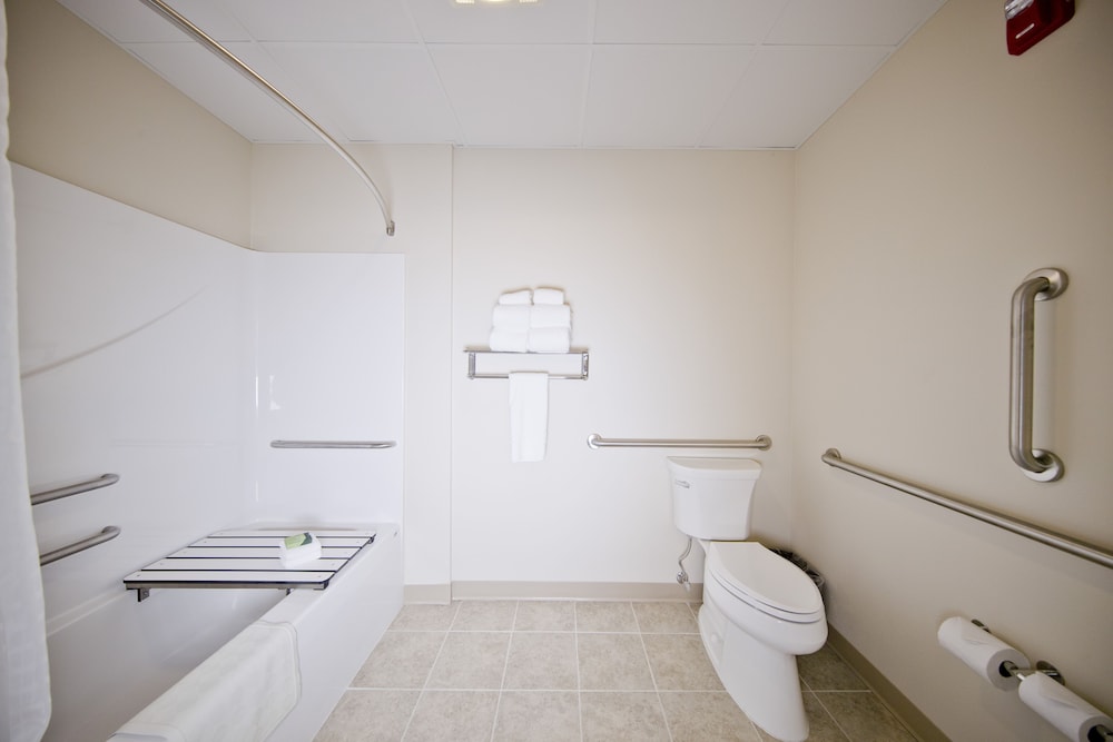 Cobblestone Inn & Suites Clarion - photo 70