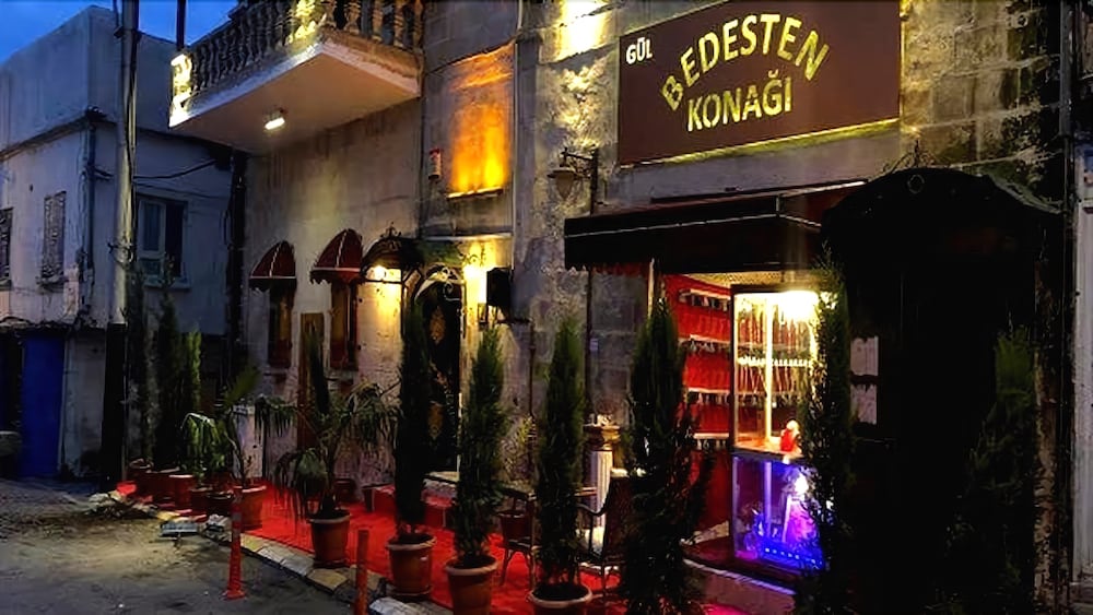 Gul Bedesten Konagi in Sanliurfa, Turkey