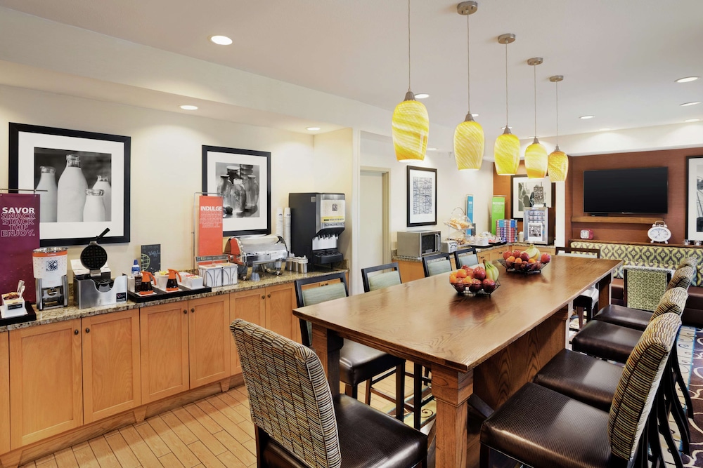 Hampton Inn Shawnee - photo 26