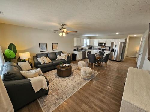 Beautiful NEW Wilmington Ranch — 4-Star Luxury Hotel in Wilmington, United States