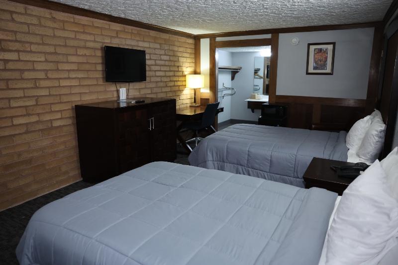Rittiman Inn and Suites - photo 9