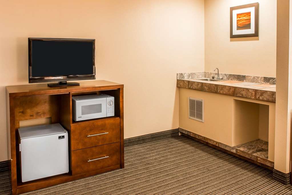 Country Inn & Suites By Radisson Battle Creek MI - photo 12