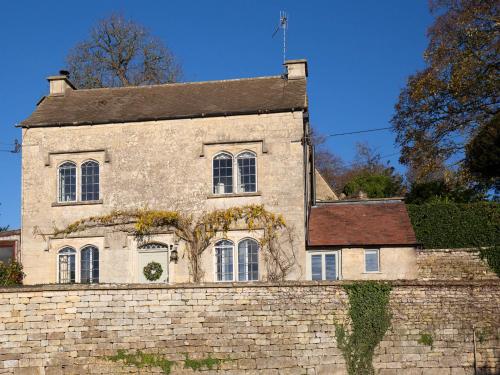 Rose Cottage Rodborough — 4-Star Luxury Hotel in Stroud, United Kingdom