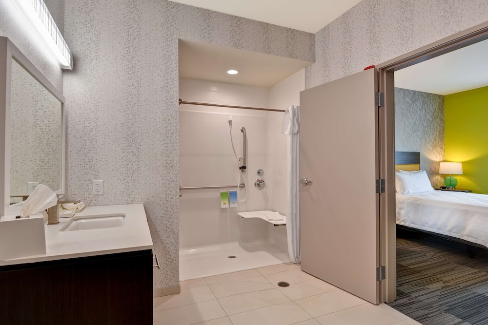 Home2 Suites by Hilton Hot Springs - photo 21