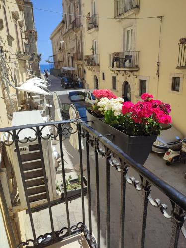 Santa Teresa House — 4-Star Luxury Hotel in Siracusa, Italy