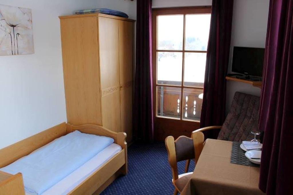 Kurparkpension Stephan — hotel in Bad Endorf