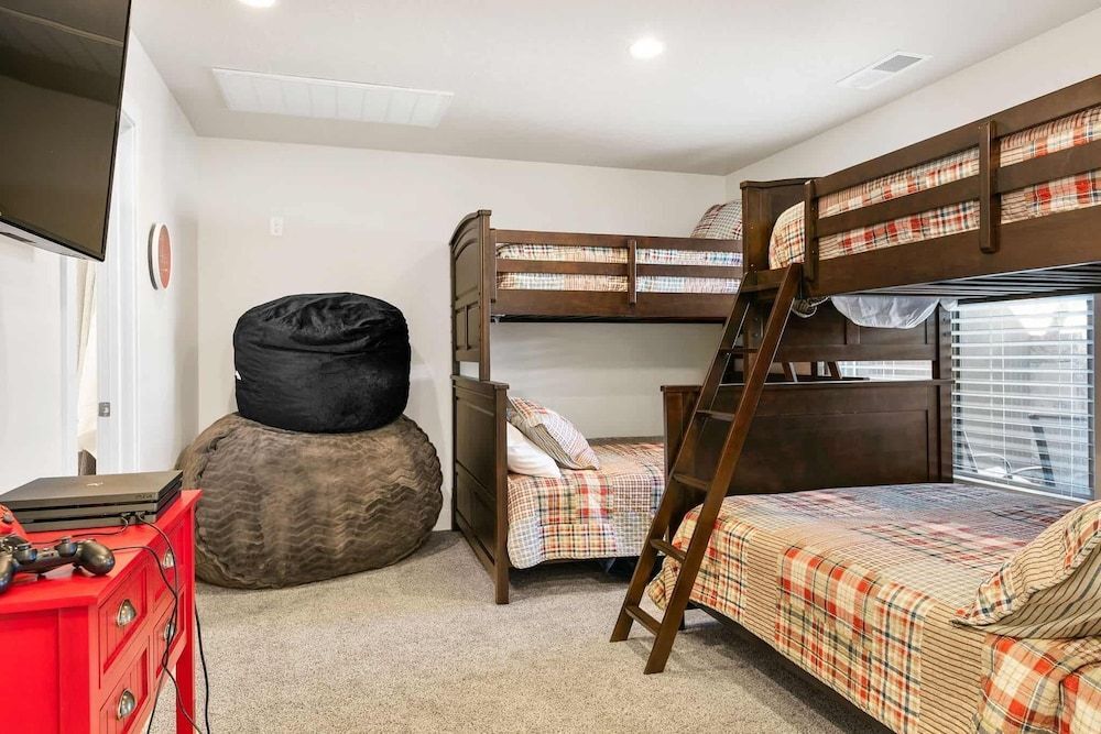 Mert S Place — Saint George