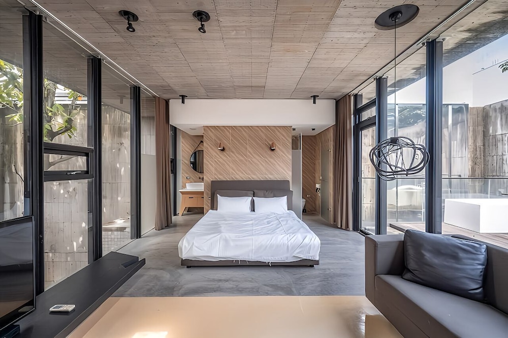 Icanhouse - carbon neutral hotel in Yilan