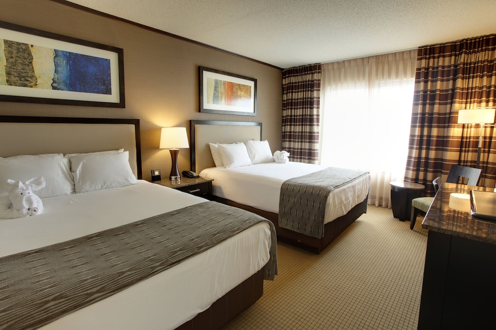 Isle Casino Hotel Bettendorf - photo 13