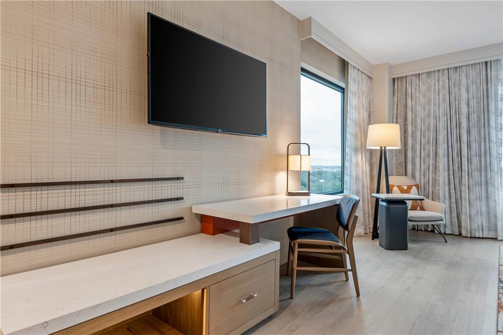 Cambria Hotel Austin Downtown - photo 31