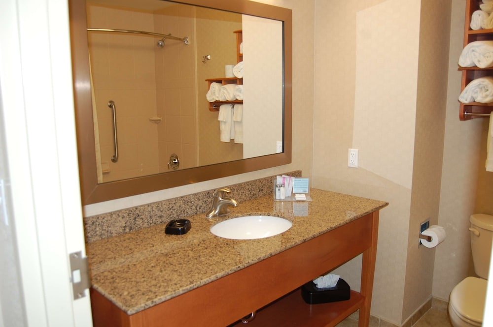 Hampton Inn Sidney NE - photo 33