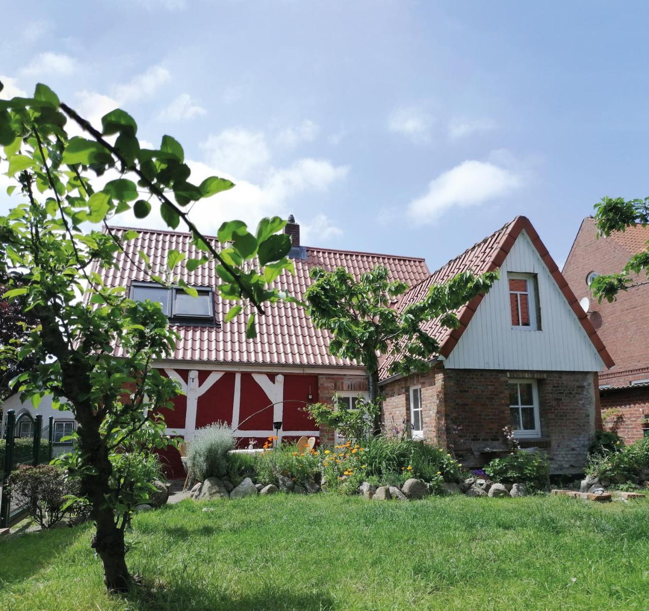 Alte Schusterei direkt am Fluss und Altstadt — hotel in Oberndorf