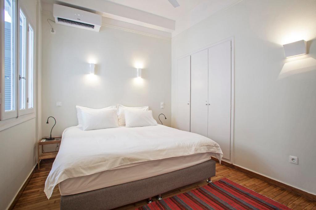 Lovely two bedroom apartment with roof garden EP7 — 4-Star Luxury Hotel in Athens, Greece