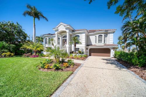 Coastal Haven Estate in Sanibel, United States
