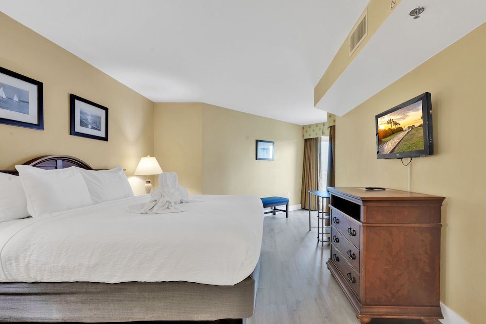 Carolinian Resort Stunning Condos - photo 15
