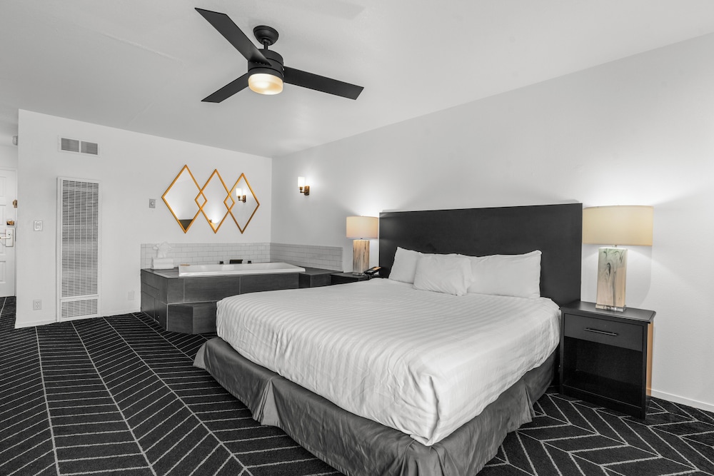 Masterpiece Hotel - photo 38