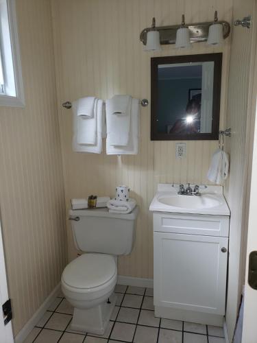Blue Ridge Motel - photo 26
