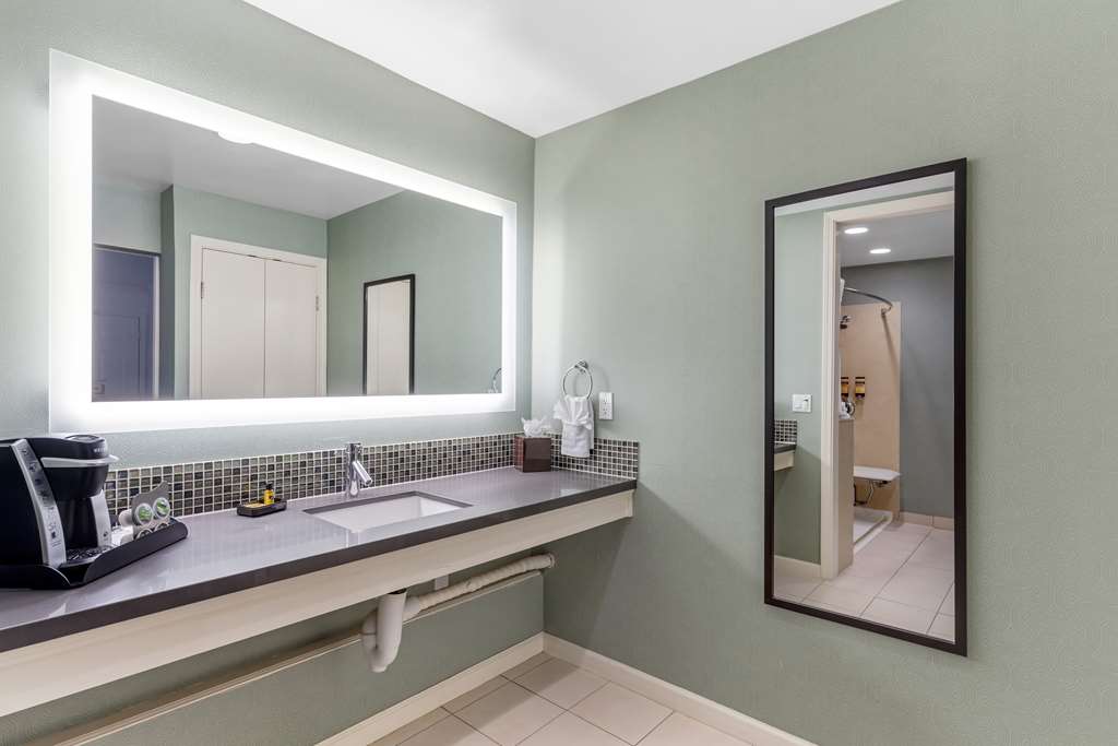 Best Western Plus Riviera - photo 31
