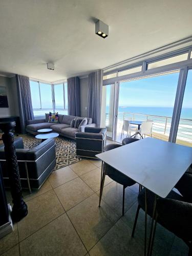 Portico 1103 — 4-Star Luxury Hotel in Cape Town, South Africa