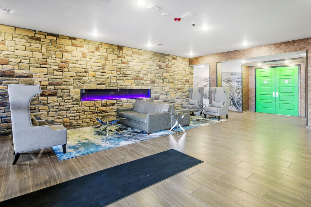 Cobblestone Hotel & Suites Wickenburg - photo 3