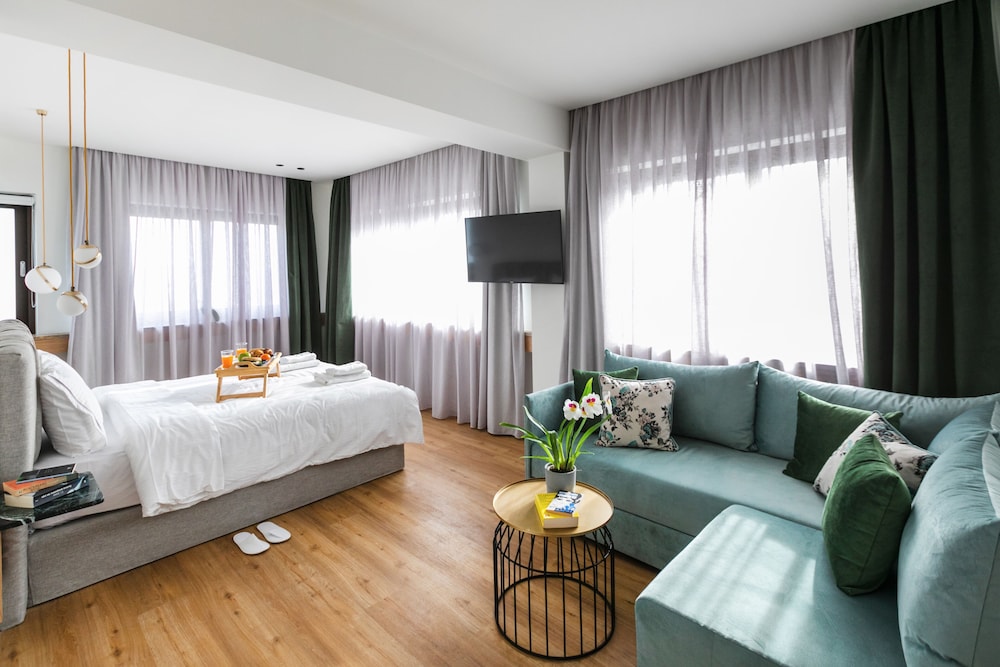 Septa Studios — 4-Star Luxury Hotel in Thessaloniki, Greece