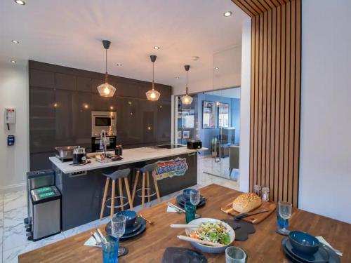 Bespoke Coastal Retreat Whitley Bay Pass the Keys — 4-Star Luxury Hotel in Whitley Bay, United Kingdom