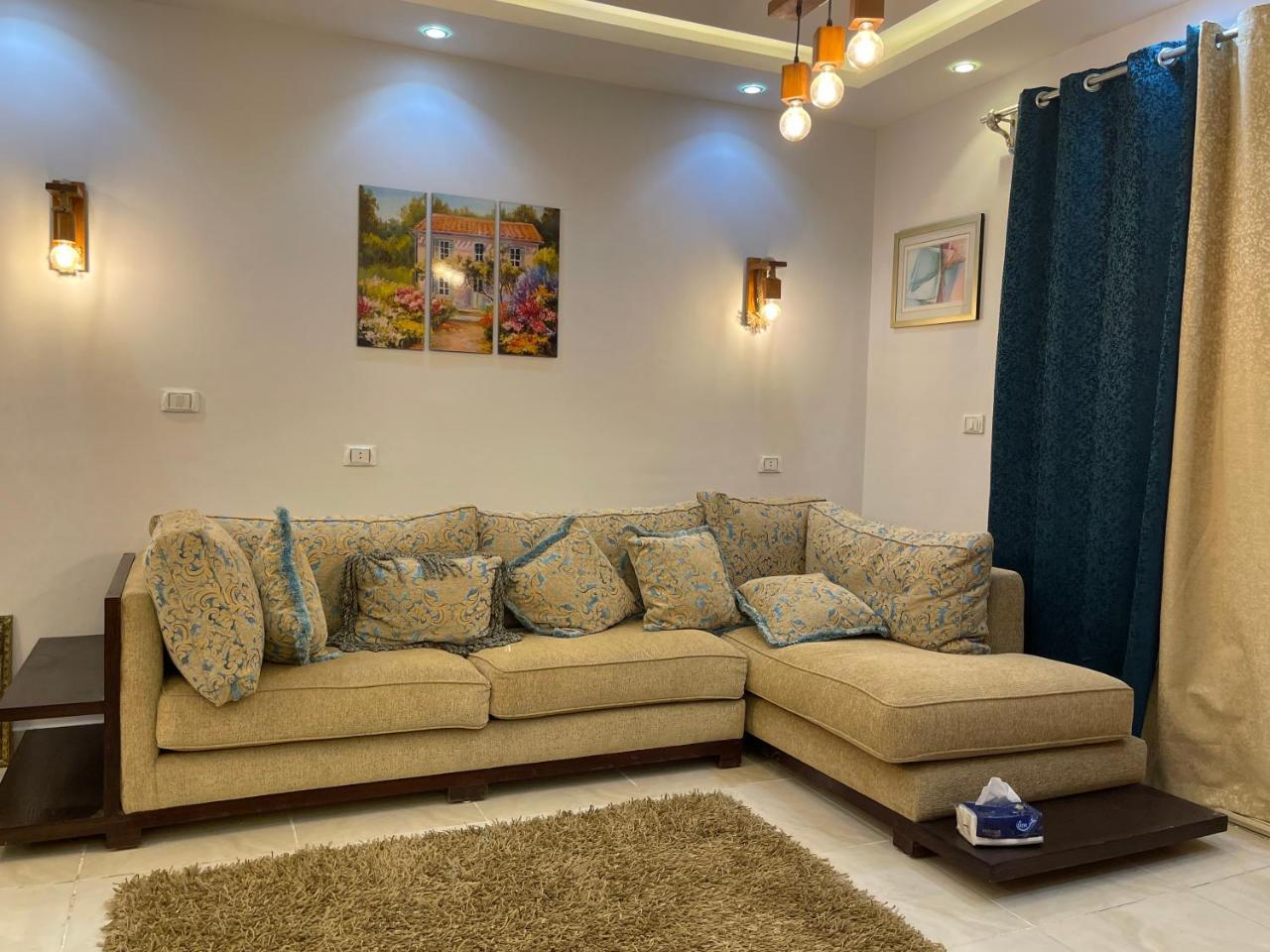3Bedroom Family Apartment — 4-Star Luxury Hotel in Cairo, Egypt