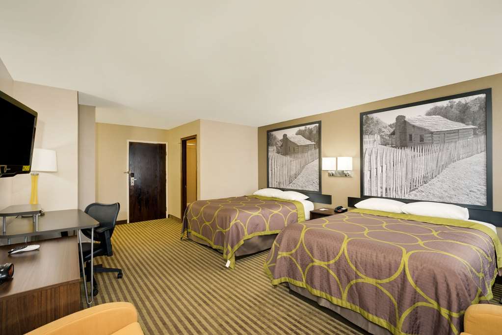Super 8 by Wyndham Lexington Hamburg Area - photo 19