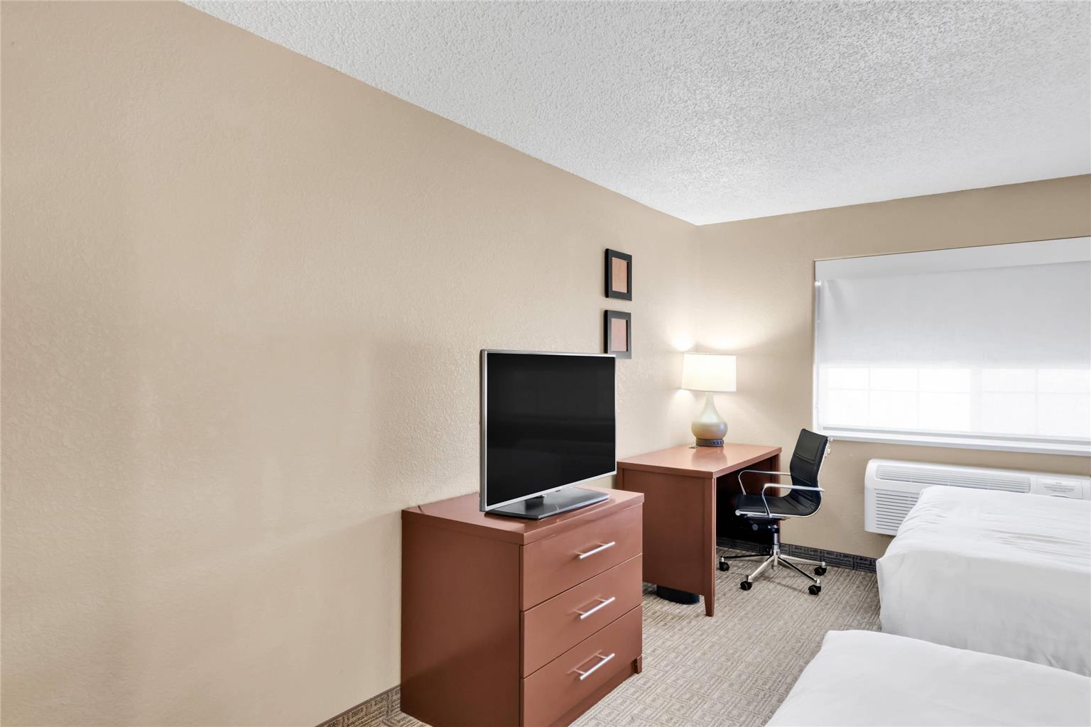 Comfort Suites Lakewood Denver - photo 54